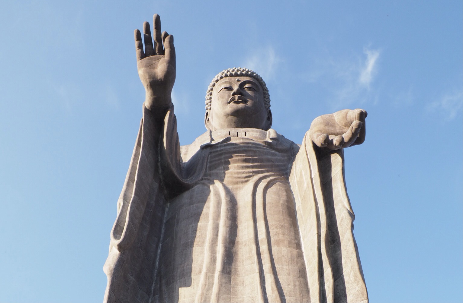 世界一高い120mの青銅製立像！ぼくは茨城県「牛久大仏」の足の